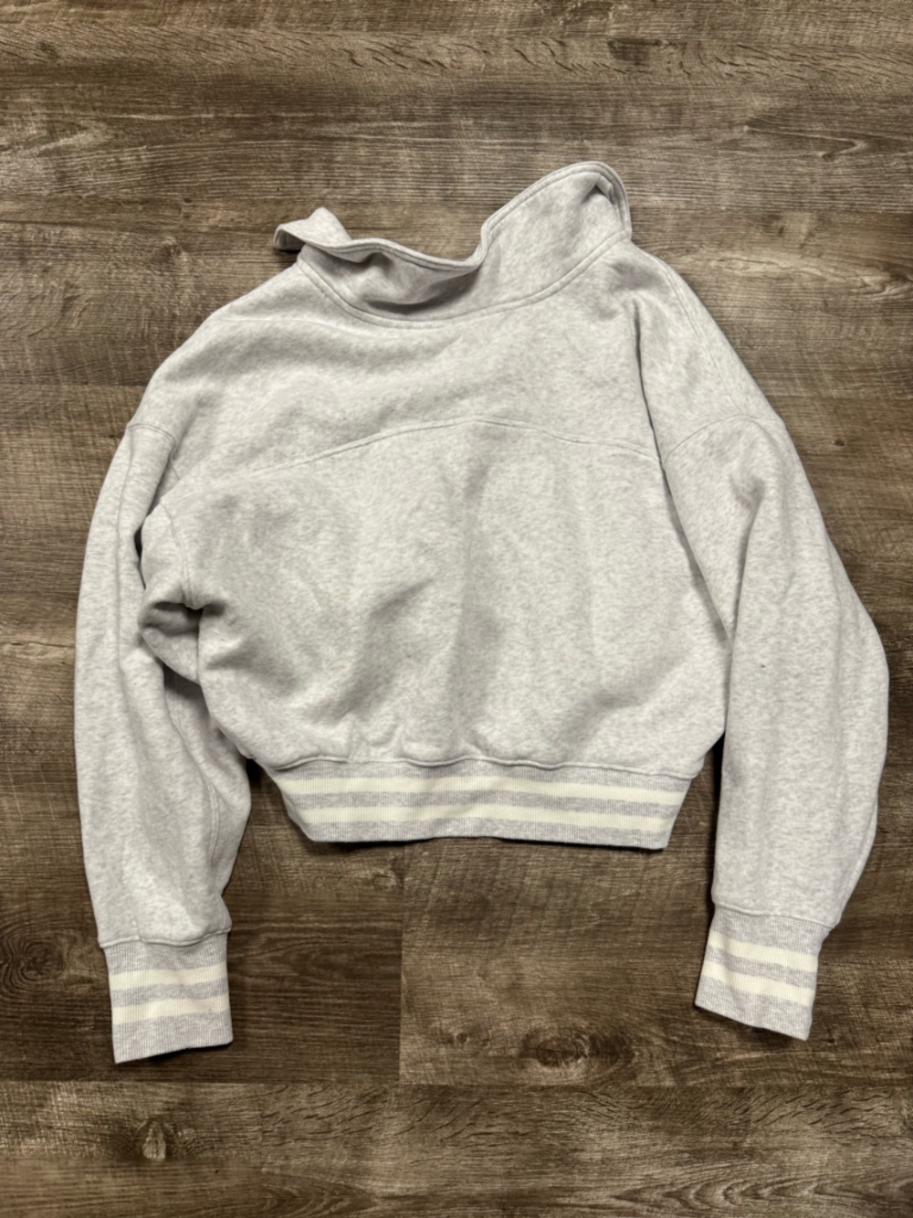OFFLINE By Aerie Cloud Fleece Polo Sweatshirt Size Small - Picture 8 of 8